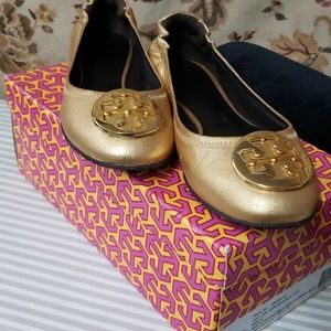 Tory burch Reva leather gold/gold size 8
